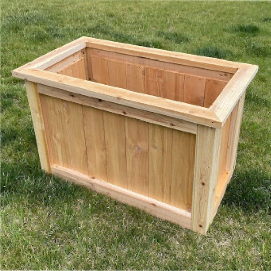Cedar planter box DIY woodworking plans for making your own wood garden planter